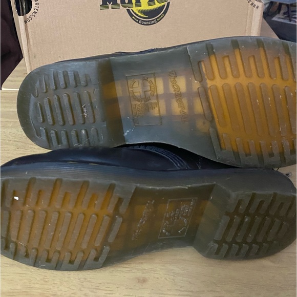 Used Doc Martens Original Boot Smooth Leather - Picture 3 of 4